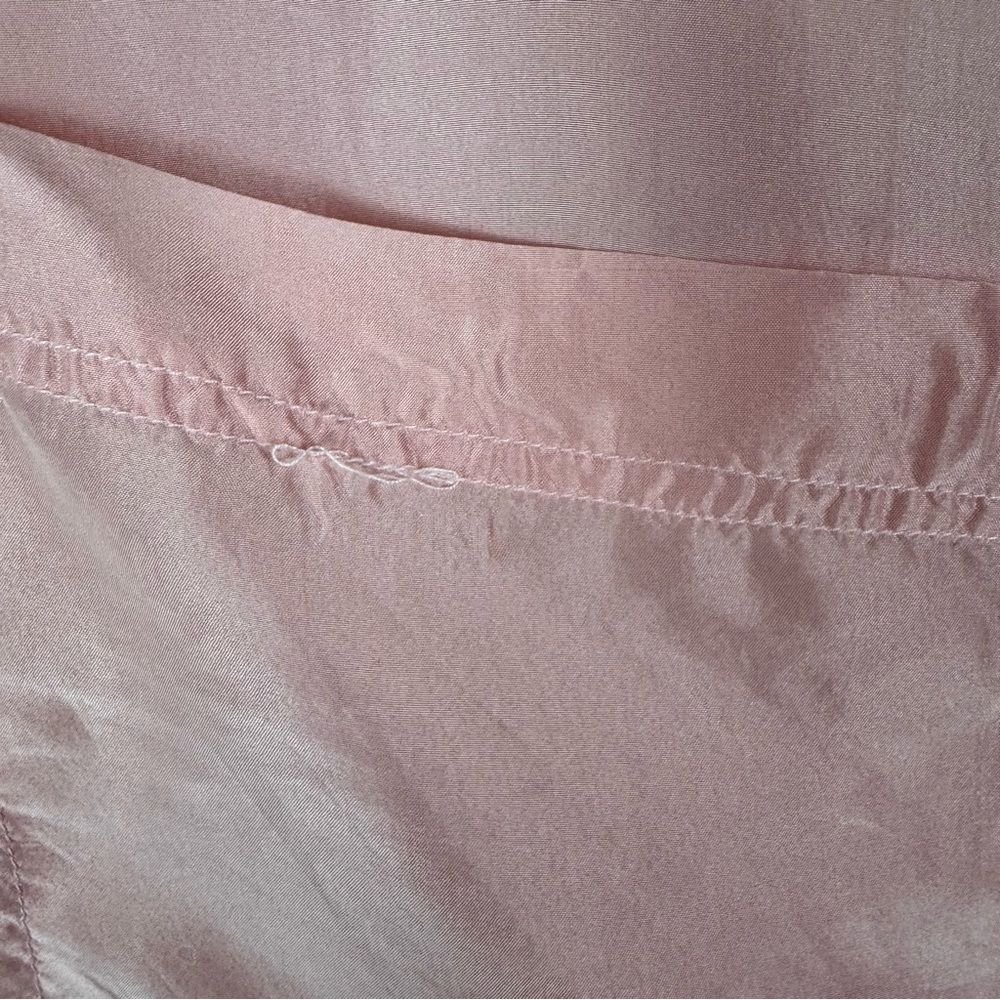 Vintage 100% Silk Blouse Button Down Light Pink Sz Medium 90's Shoulder Pads - Picture 9 of 15